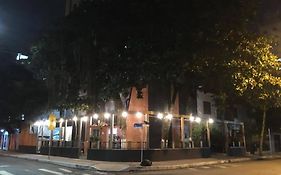 Chef'S Hostel